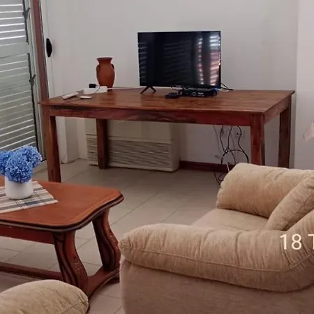 Metaxi Suits Guest house